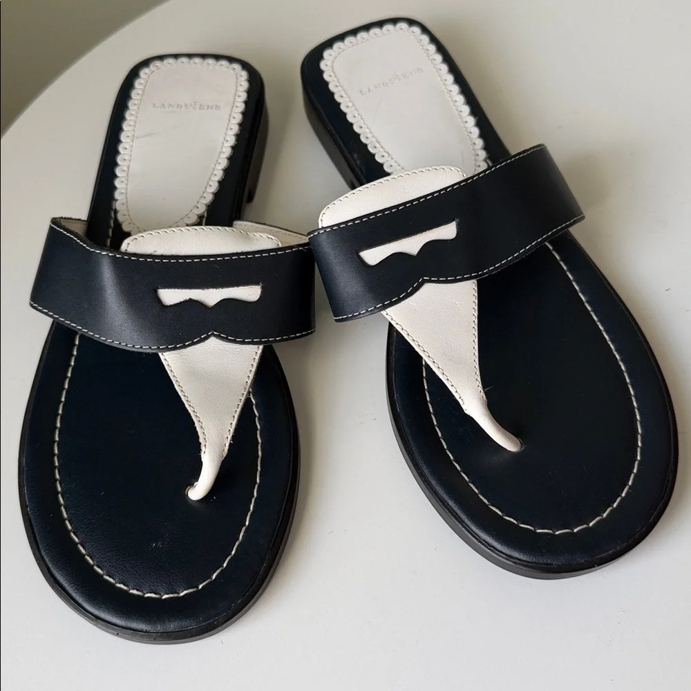Land’s End Leather Thong Sandals Navy /white Made in Brazil 6.5 Slip on